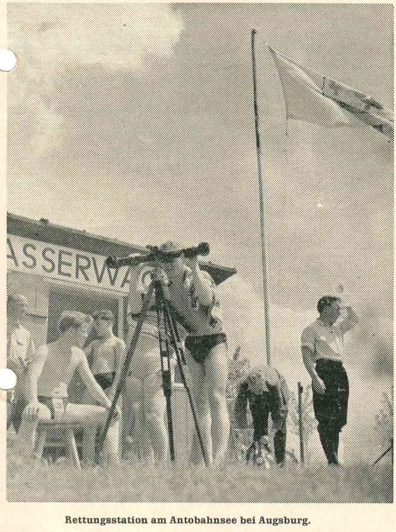 Das Holzwachhäuschen auf der Landzunge, errichtet 1951